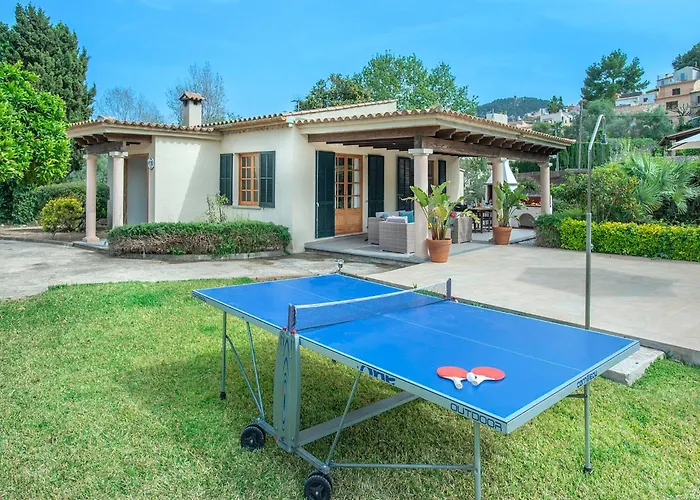 Villa Menonge By Vintage Travel *