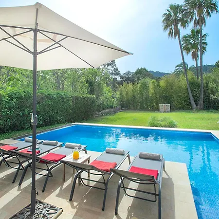 Villa Menonge By Vintage Travel *