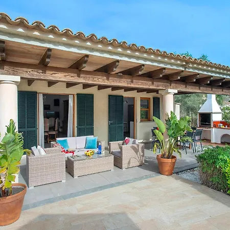 Menonge By Vintage Travel *