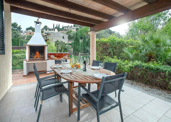 Menonge By Vintage Travel * פוינסה